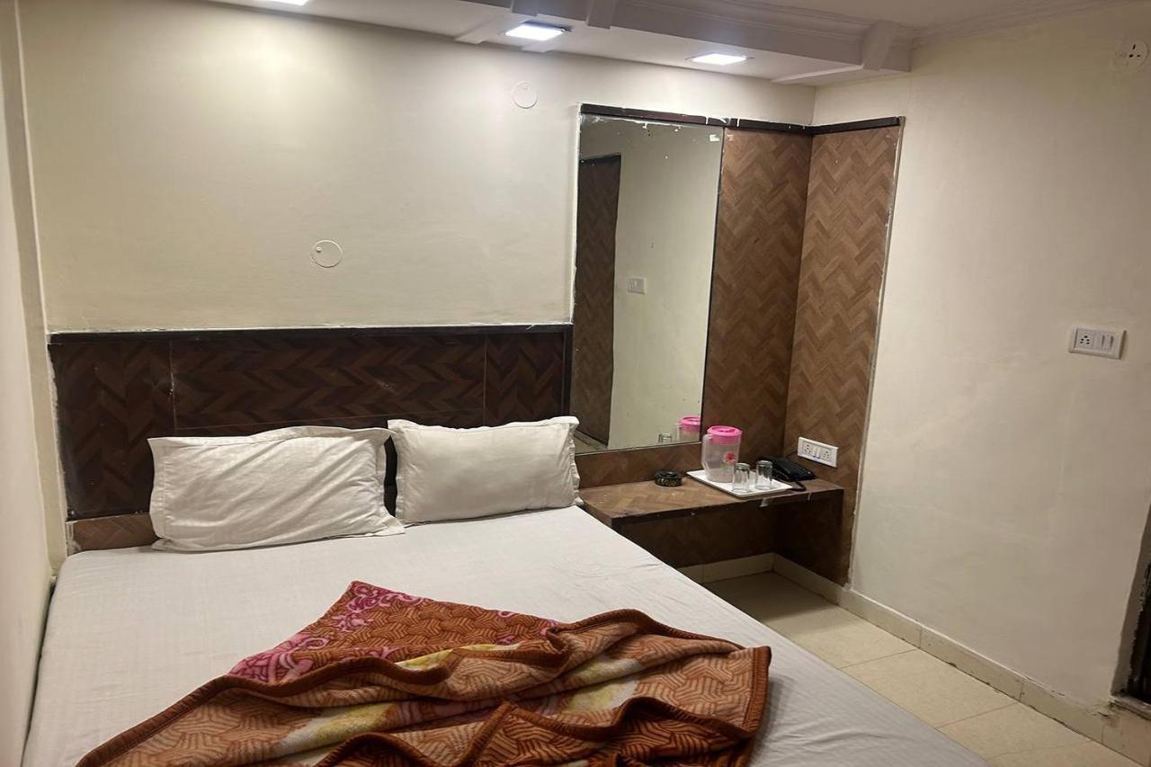 Shree Lodge Near New Delhi Railway Station, Paharganj Zewnętrze zdjęcie