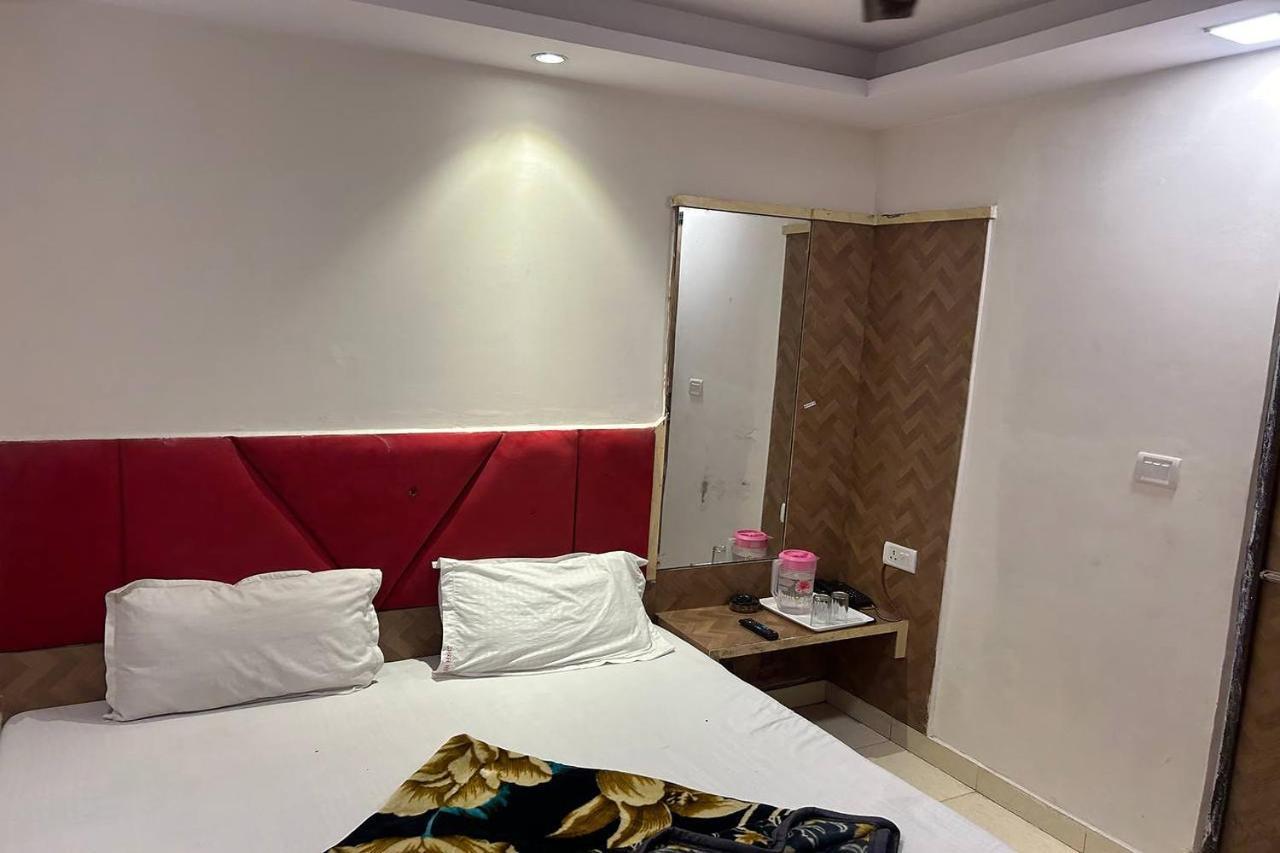 Shree Lodge Near New Delhi Railway Station, Paharganj Zewnętrze zdjęcie